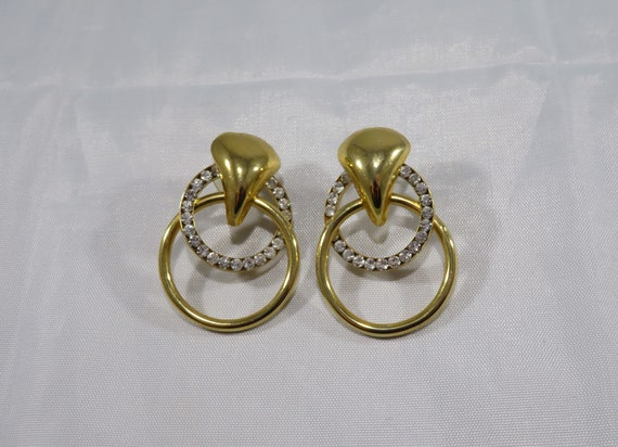 Vintage Gold Tone Double Hoop Rhinestone Earrings… - image 8