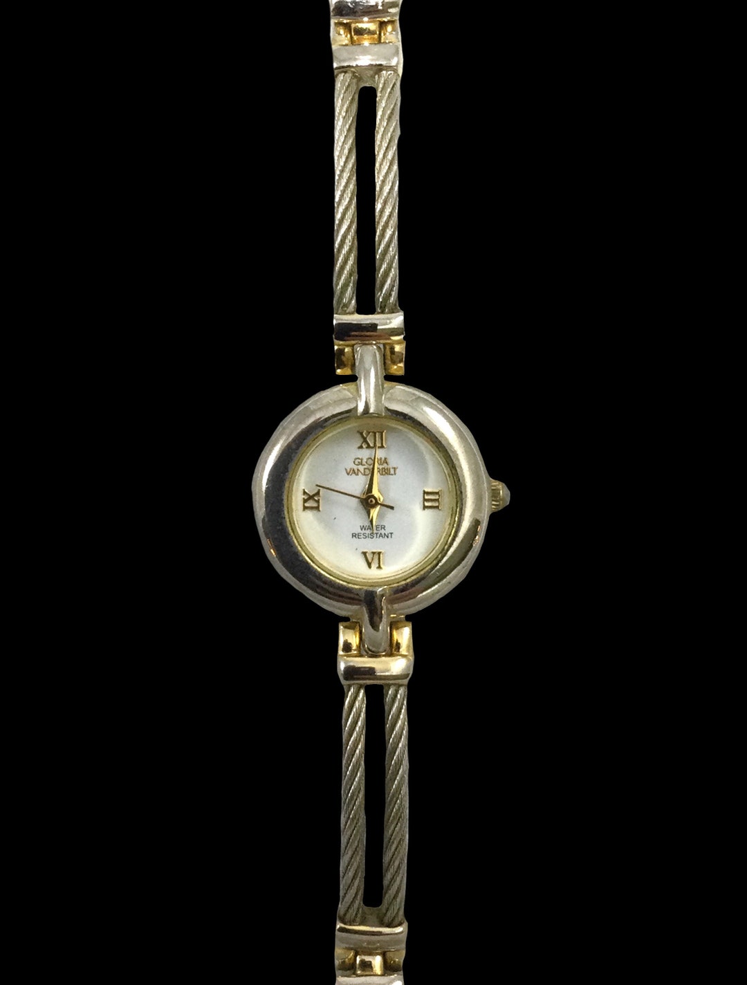 Gloria vanderbilt 2025 women's watches