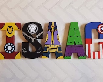 Gepersonaliseerde superheldennaambrieven - handgeschilderd papier-maché