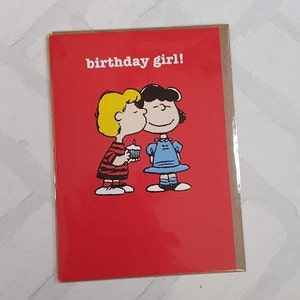 Snoopy Geburtstagskarte - Geburtstagskind Karte - Snoopy Karte - Snoopy Geburtstag - Karte für Sie - Karte für Snoopy Fan - Rote Karte - SNOOP18