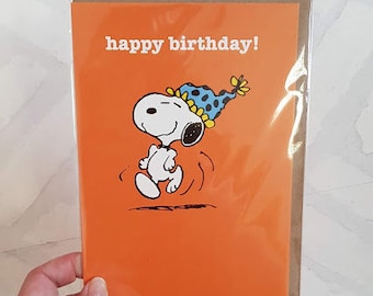 Carte de joyeux anniversaire Snoopy - carte de Snoopy - carte de joyeux anniversaire - carte pour elle - carte pour lui - carte pour fan de Snoopy - carte orange - SNOOP4