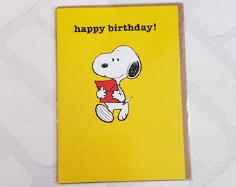 Carte d'anniversaire de Snoopy - carte de Snoopy - carte de bande dessinée - joyeux anniversaire - carte pour fan de Snoopy - carton jaune - SNOOP20