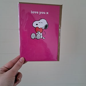 Biglietto di San Valentino Snoopy - Biglietto Snoopy - Biglietto per lei - Biglietto per lui - Biglietto per fan di Snoopy - Biglietto rosa - SNOOP74