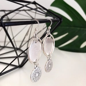 Silver circle earrings| Silver coin earrings| Silver dangle earrings| Geometric earrings| Boho earrings|Silver disc earrings|Silver 925 hook