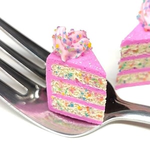 Pink Funfetti Cake Charm,Miniature Polymer Clay Food Jewelry, Birthday Gift, Confetti Cake