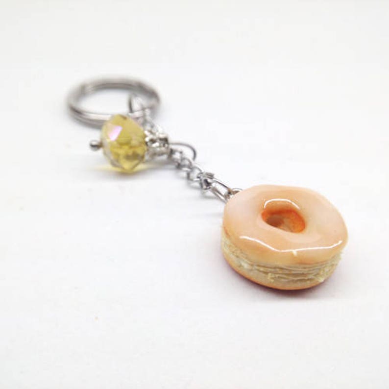 Polymer Clay glasiert und Zucker Donut Anhänger, Miniatur Essen Schmuck Sugar Glazed