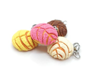 Charm de concha, joyería de pan dulce mexicano, regalo para amantes de la gastronomía