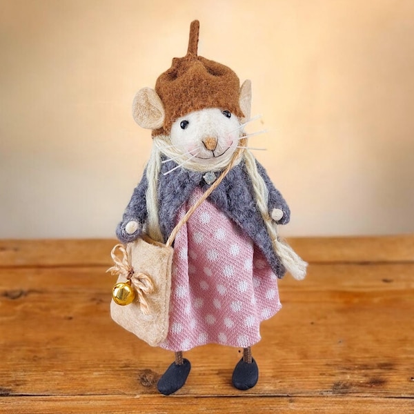 Needle Felted Mouse, Mouse Doll, Felt Animals, Little Mouse, Wool Felted Mouse, Dollhouse Miniature, Felt Toys, Mouse Sculpture, Felted Mice