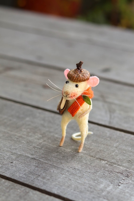 Needle Felt Mouse Miniature Mouse Felt Mouse Dollhouse Mouse Needle Felted  Mouse Felt Mice Cute Mouse Wool Mouse White Mouse Realistic Mouse 