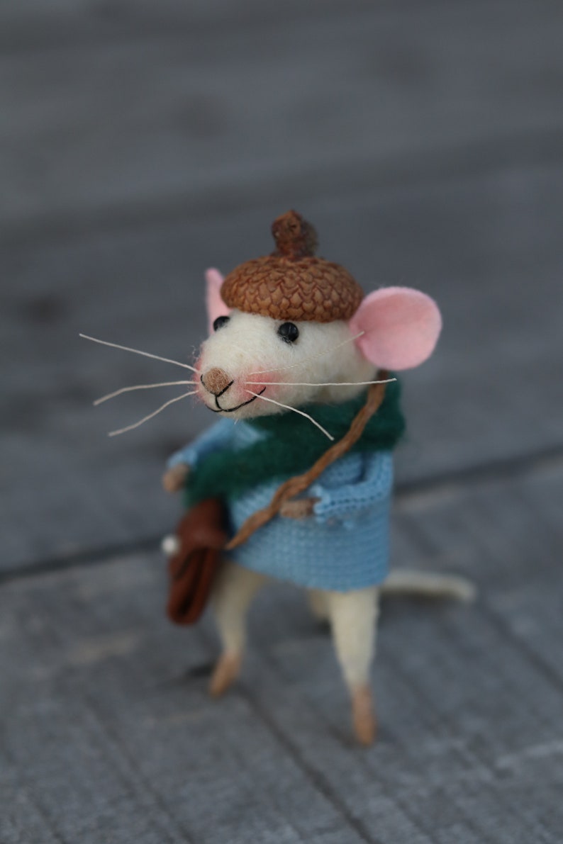 Needle Felted Animal, Miniature Animal, Felted Mouse, Felt Mice, Art Doll, Little Mouse, Birthday Gift, Cute Mouse, Fiber Arts, Home Decor image 4