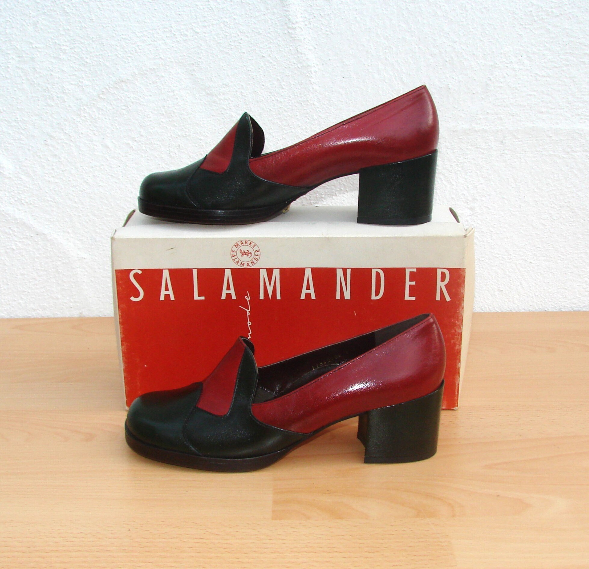 Salamander Vintage Shoes Etsy