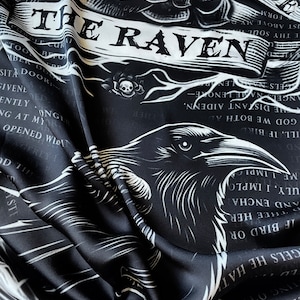 Pañuelo cuadrado de satén El cuervo de Edgar Allan Poe. Pañuelo negro, pañuelo gótico, pañuelo gótico, Nevermore. Pañuelo para el cuello, pañuelo para la cabeza, pañuelo para el bolso, chal.