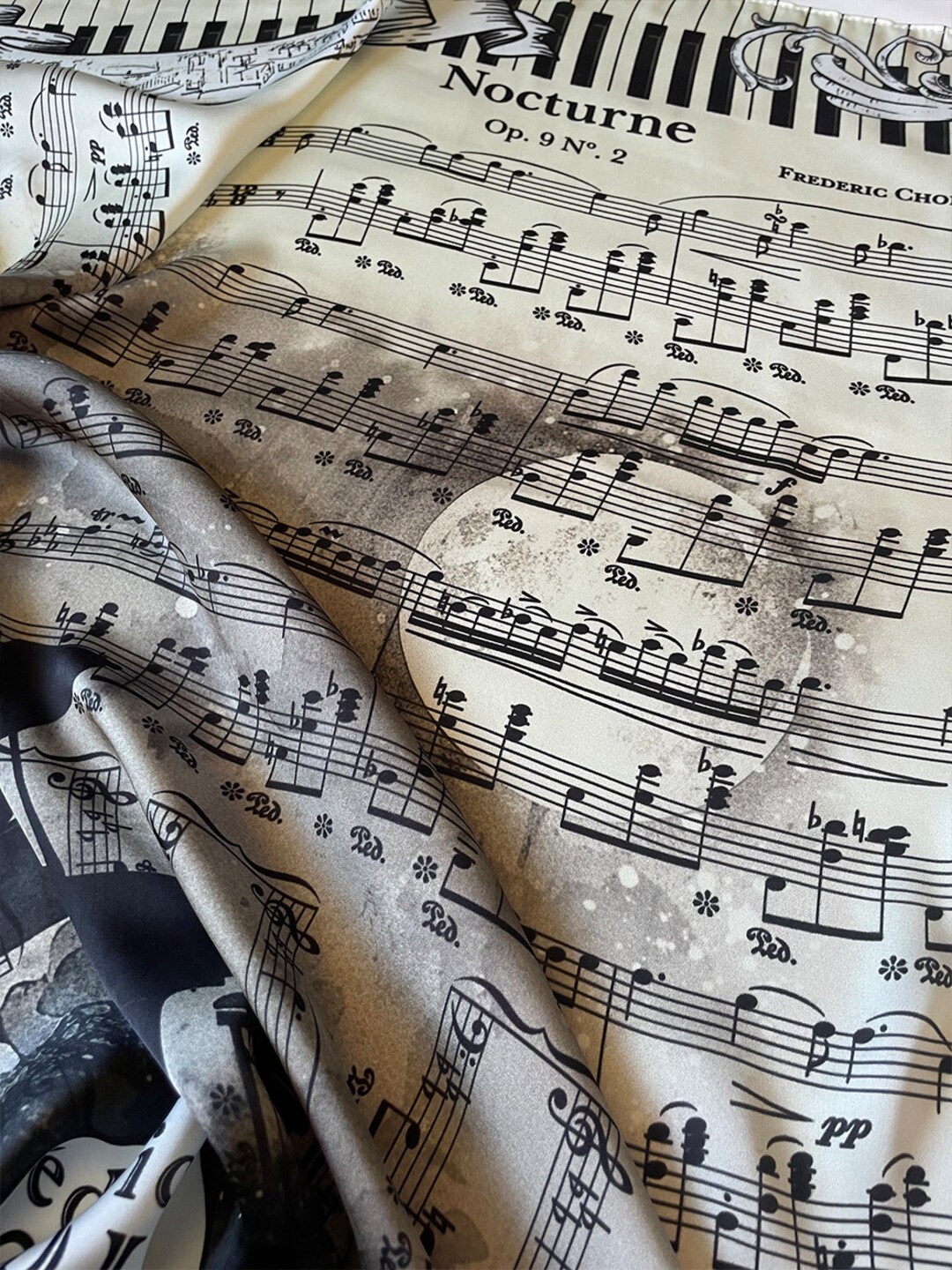 LARGE SQUARE SCARF A NIGHT AT THE OPERA main image 1