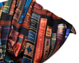 Bookshelf Infinity Scarf. Literary Infinity Scarf with the famous books' titles, Bookish Gift, Literary Gift, Bookish Scarf, Librarian gift.