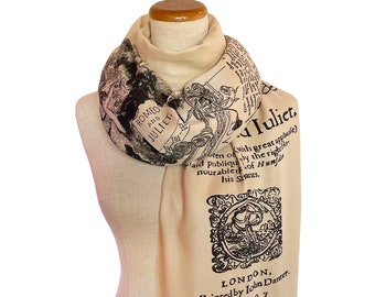 Romeo y Julieta por William Shakespeare Scarf/Shawl/Wrap.
