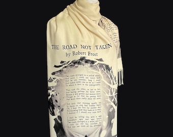 La route non empruntée par Robert Frost Châle Écharpe Wrap. Foulard de poésie, Cadeau littéraire, Foulard de livre, Cadeau bookish, Choix de vie, Chemin le moins fréquenté