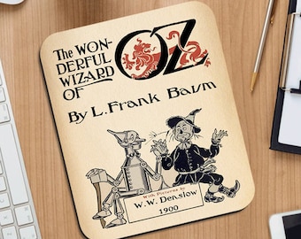 Der Wundervolle Zauberer von Oz von Frank Baum Mouse Pad. Literarisches Mousepad mit Zauberer von OZ Buchdesign, Buchgeschenk, Literarisches Geschenk, Bibliothekar