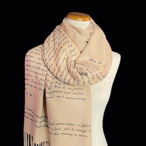 Bufanda tipo chal con la carta del capitán Wentworth a Anne Elliot de Persuasión de Jane Austen. Carta de amor, bufanda con forma de libro, regalo de Jane Austen.