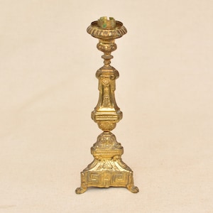 Base lumineuse antique à 3 pattes de patte de lion de style impérial avec des scènes religieuses mouton endormi, pyramide et raisins du 19ème siècle