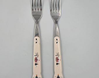 Dos tenedores de mesa de acero inoxidable Pfaltzgraff Snow Village de 8 pulgadas (repuestos)