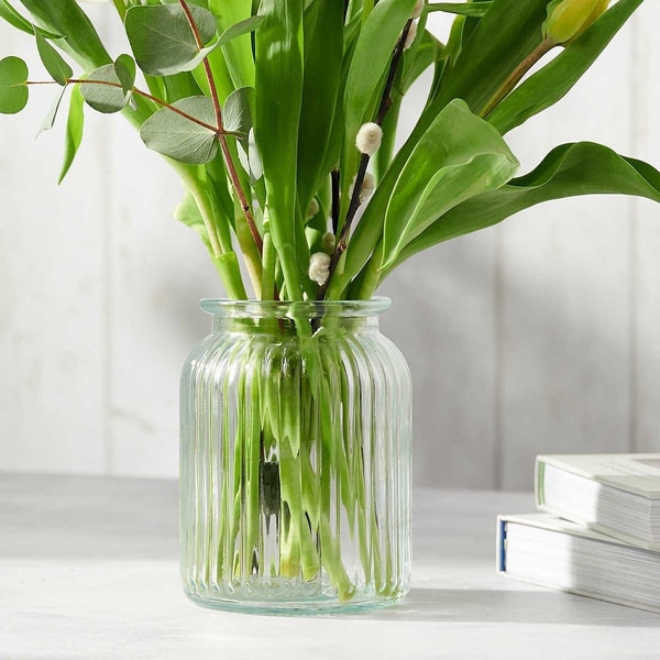 Ribbed Sweetie Style Short Glass Vase | Perfect Vase For Flowers | Table Centrepiece | Vases for flowers | UK Florist