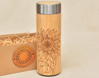 Bouteille d'eau thermos en bois XL avec gravure florale TOURNESOL avec nom et emballage cadeau offerts