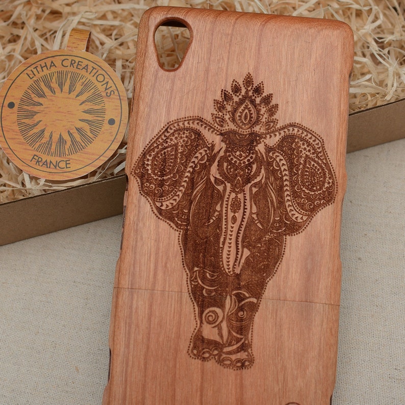 Power of India Elephant iPhone 12 mini 11 Pro Max XR XS X 6 6s 7 8 Plus 5 5s 5C SE 2020 Psychedelic Wood Phone Case