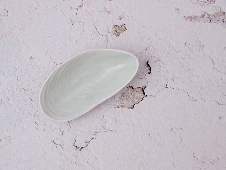 Ceramic Jewellery Dish Trinket Dish Aqua Porcelain Shell Dish Ring Holder
