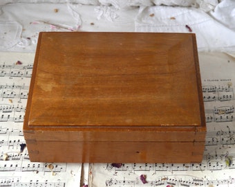 Vintage Padded Oak Box