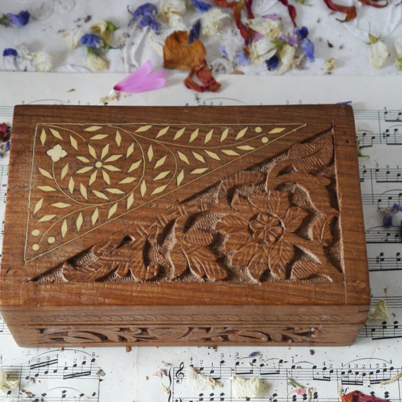 シェル レトロ木箱 『SHELL』Vintage wooden box Vintage Carved Wooden Box With Shell Design - Etsy