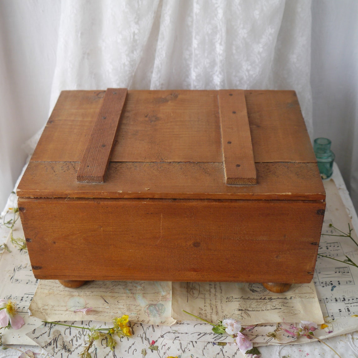 Rustic Vintage Wooden Box With Wooden Feet Etsy