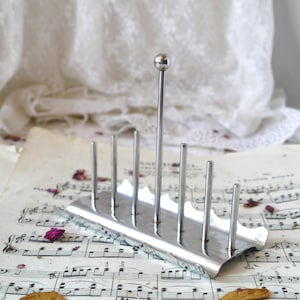 Vintage Olde Hall Toast Rack with Six Slots
