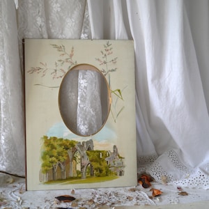 Viktorianischer Fotorahmen mit Kirchen Illustration