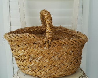 Vintage Straw Basket with Handle