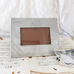 Etched Vintage Metal Photo Frame