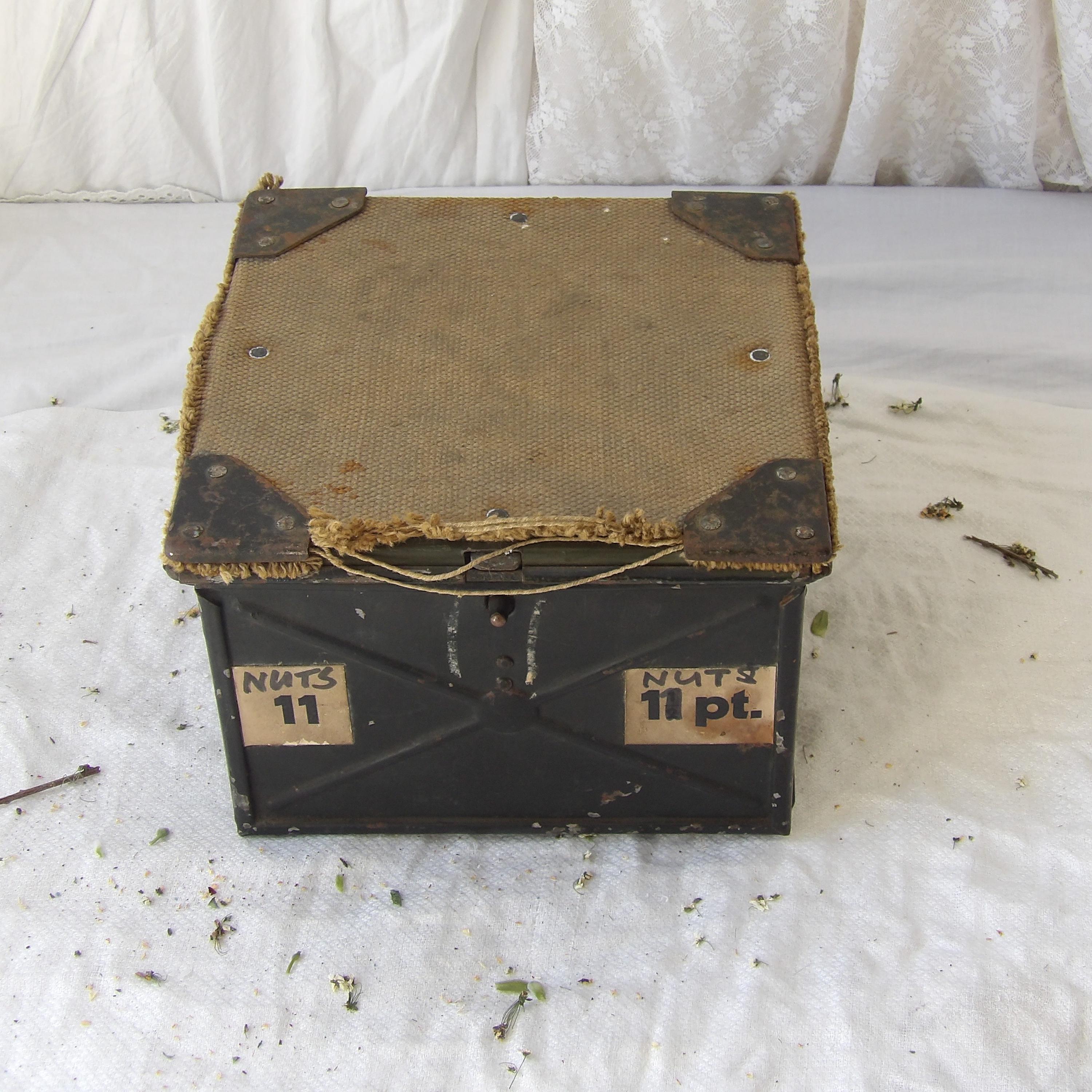 Vintage military box - Etsy 日本