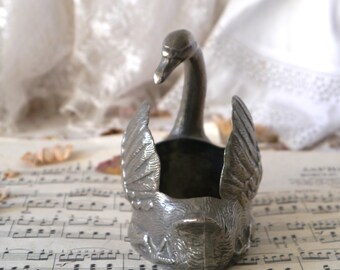 Small Vintage Metal Swan Silverplated - Etsy