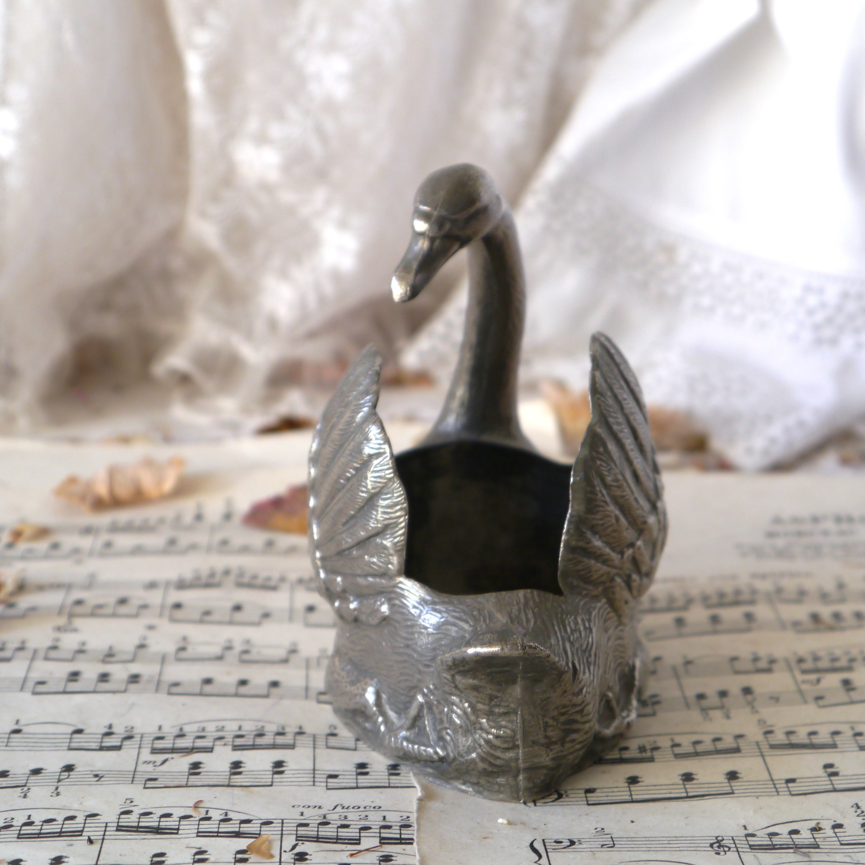 Small Vintage Metal Swan Silverplated - Etsy
