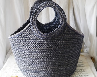 Vintage Woven Shopping Bag