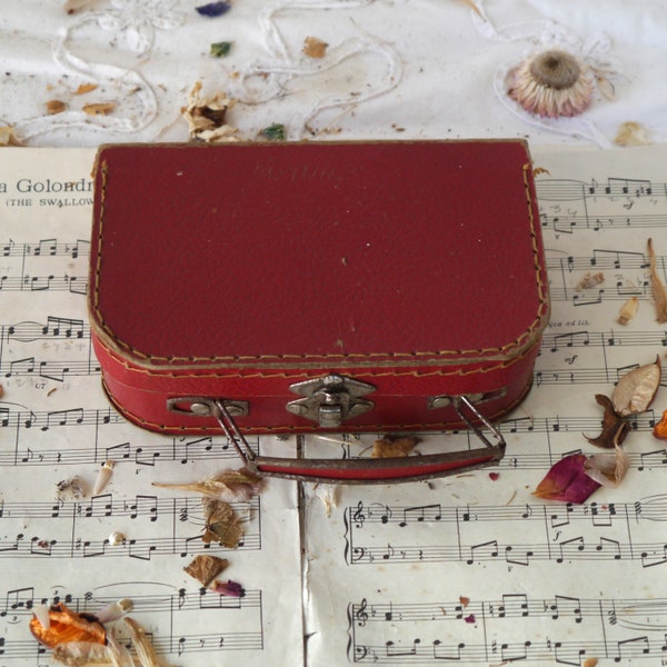 Childs Vintage French Suitcase