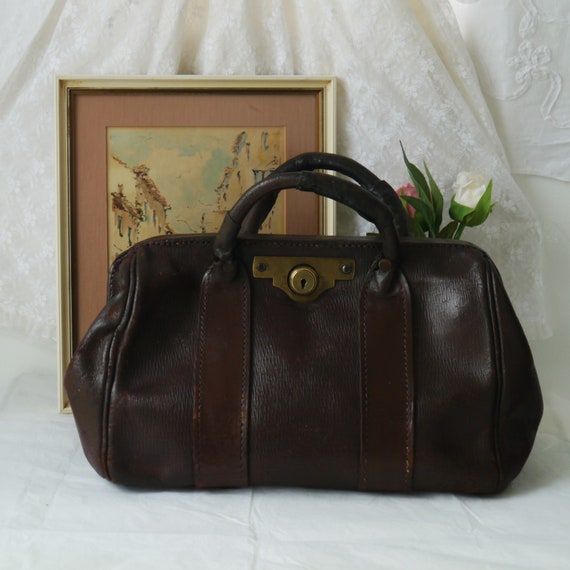 Vintage Leather Gladstone Handbag