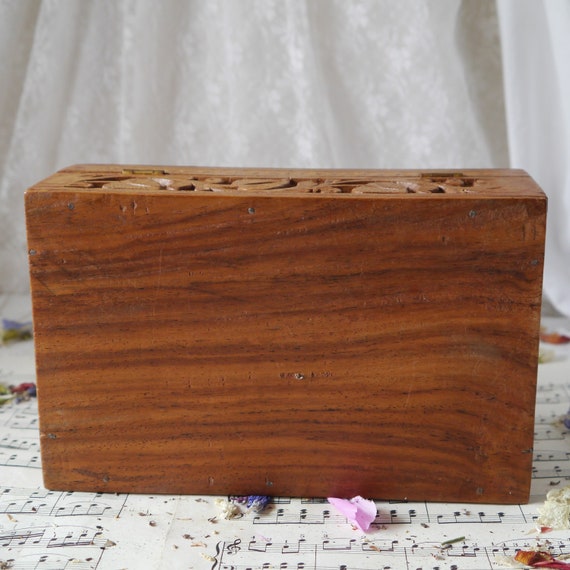 Vintage Carved Wooden Box With Shell Design - Etsy