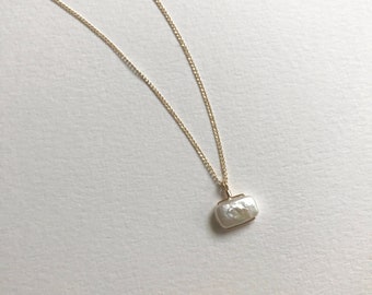 LAZLO necklace - Freshwater Pearl necklace