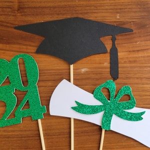 3 Piece >>GRADUATION CENTERPIECE STICKS <<  2024  Cap| Diploma | Party | Table | Decorations