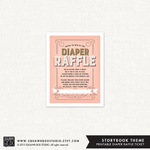 Può includere: Biglietto di tombola per pannolini stampabile rosa e oro con il testo "Enter to win in the Diaper Raffle". Il biglietto include istruzioni per gli ospiti per portare un pacchetto di pannolini e include uno spazio per gli ospiti per scrivere il loro nome.