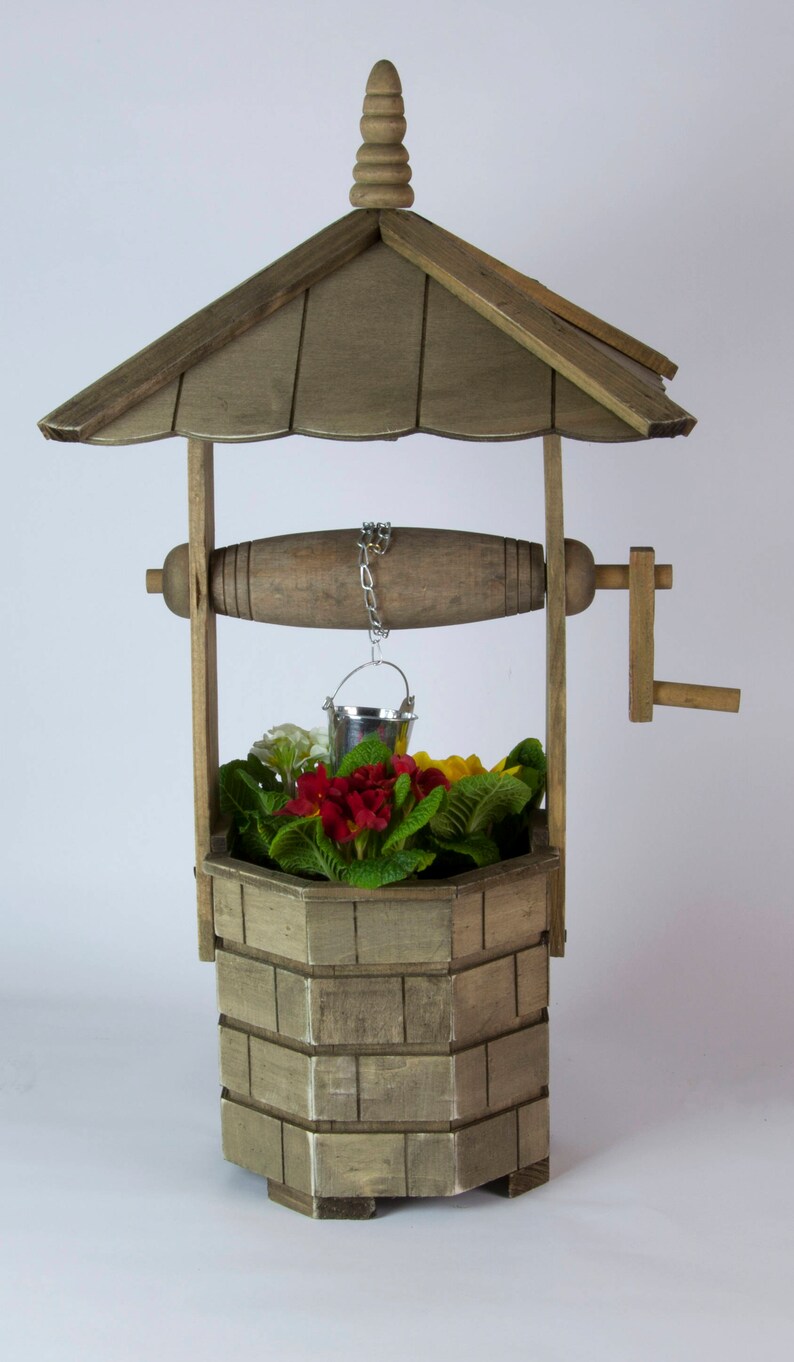 Large Wooden Wishing Well Garden Planter | Etsy