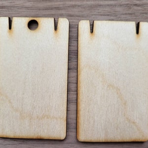 2x3.25 inchWholesale packs of rustic wood  necklace cards cards.2.95mm thick. Recyclable. Reusable. Birchwood