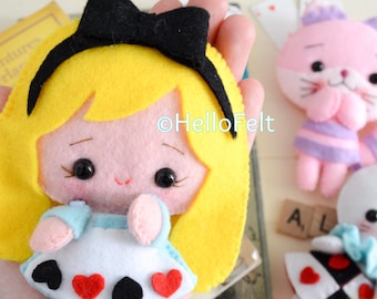 PDF PATTERN:  Alice in Wonderland.  Felt Doll Alice pdf pattern, doll pattern