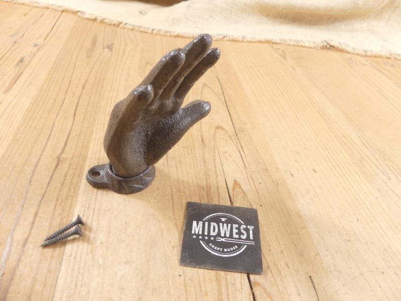 1 Cast Iron Door Handle, Hand, Large Handle, Rustic Brown Color, Large, Door Knob, Large Coat Hook, Farmhouse - By Midwest Craft House imagem 4