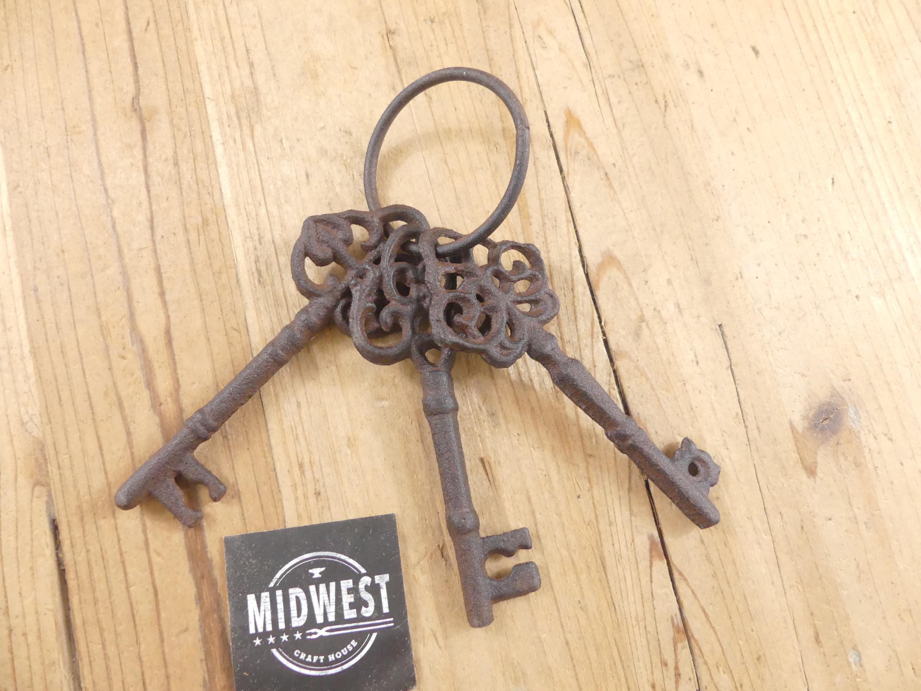 Cast Iron Skeleton Jail Keys Rustic Western Costume Prop - 3 Piece